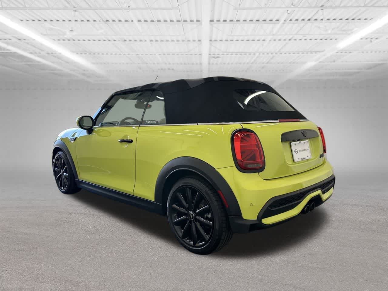 Thumbnail: 2022 MINI Cooper Convertible - 3