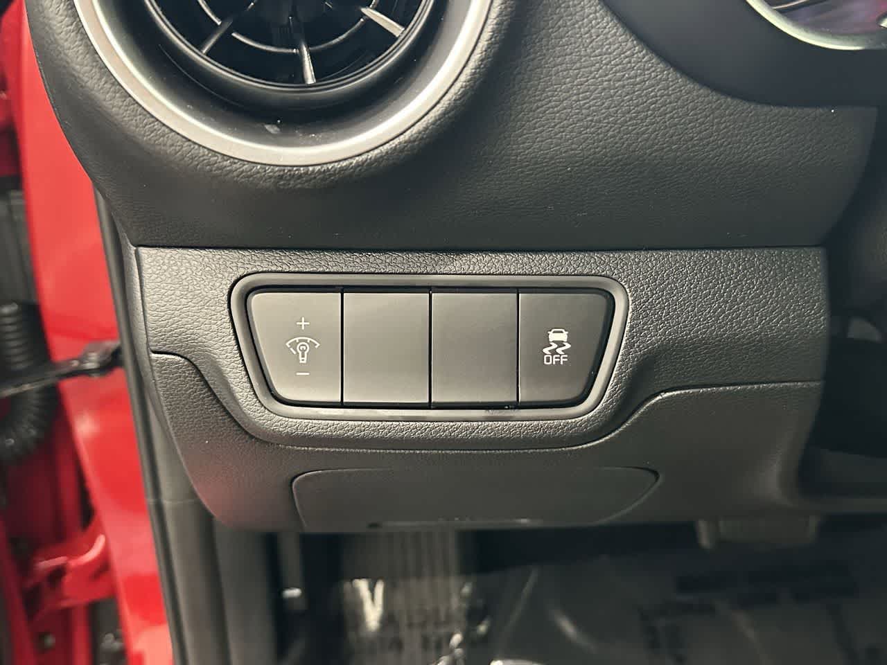 Thumbnail: 2024 Kia Forte - 14