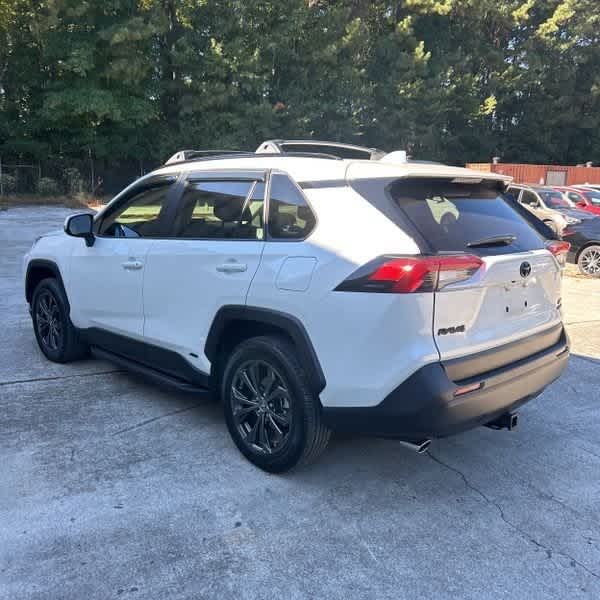 Thumbnail: 2022 Toyota RAV4 - 6