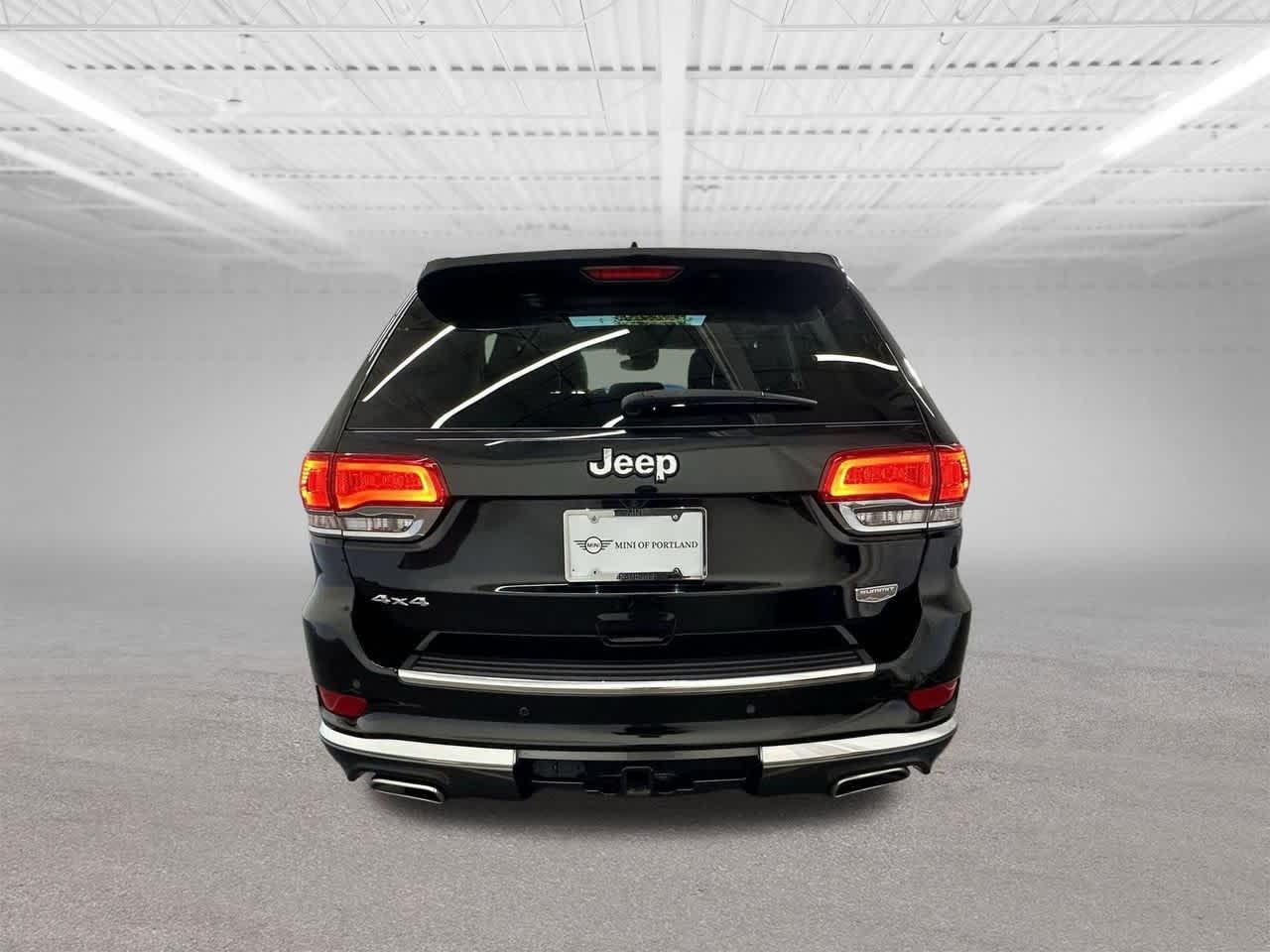 Thumbnail: 2021 Jeep Grand Cherokee - 4