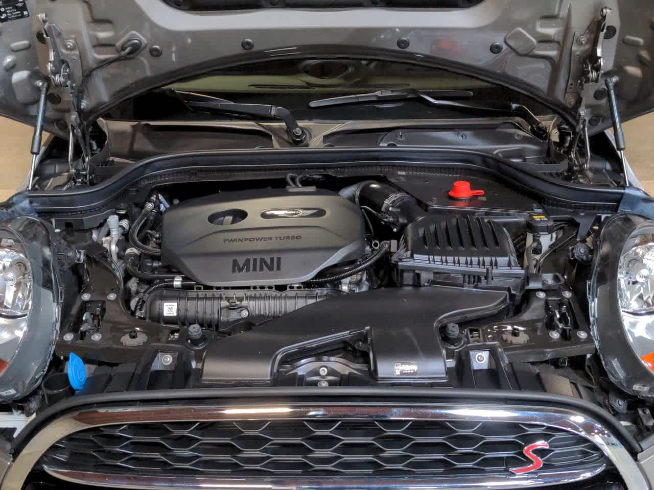 Thumbnail: 2018 MINI Cooper Hardtop - 14