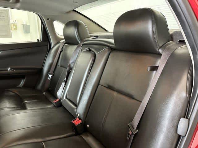 2013 Chevrolet Impala LTZ 13
