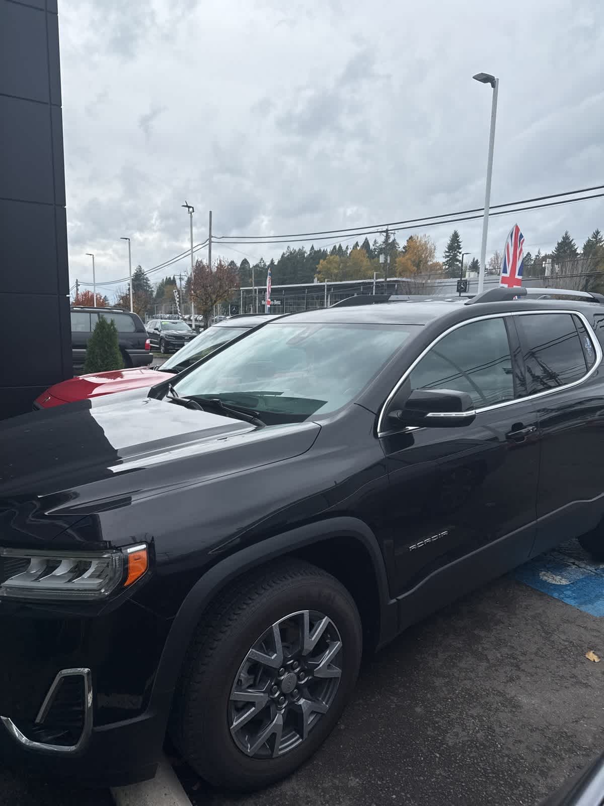 Thumbnail: 2023 GMC Acadia - 3