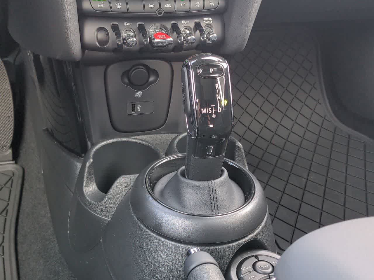 Thumbnail: 2023 MINI Cooper Hardtop - 30