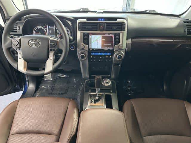 Thumbnail: 2020 Toyota 4Runner - 13