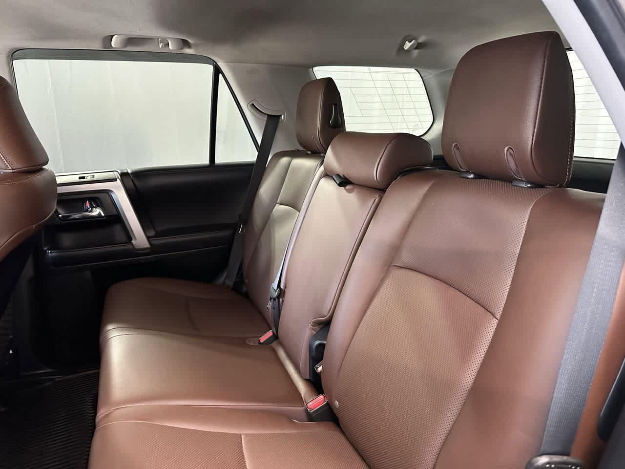 Thumbnail: 2020 Toyota 4Runner - 12