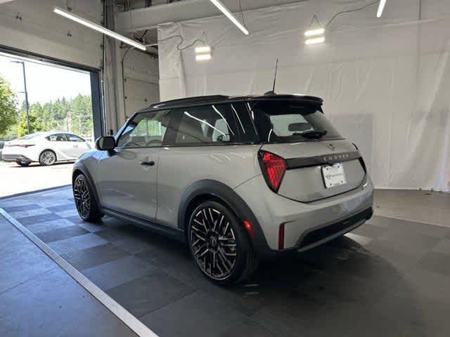 Thumbnail: 2025 MINI Cooper Hardtop - 3