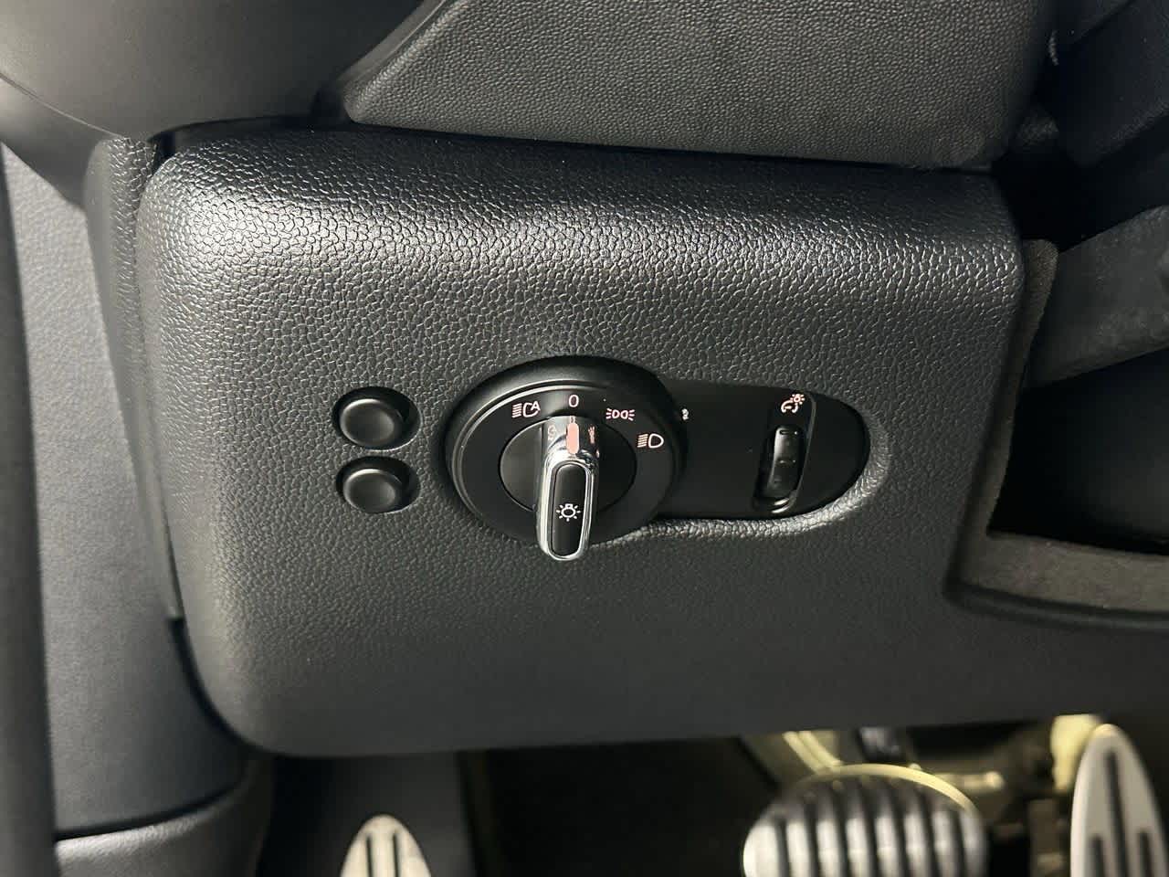 Thumbnail: 2021 MINI Cooper Convertible - 13