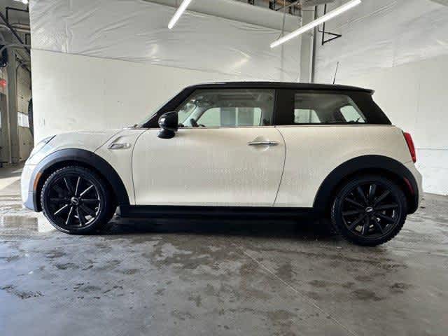 Thumbnail: 2017 MINI Cooper Hardtop - 2