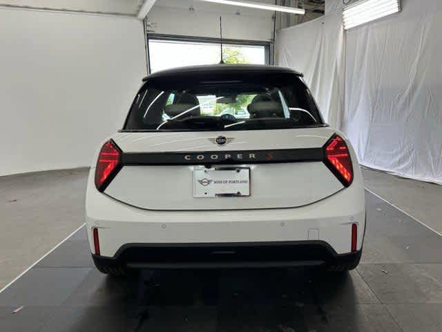 Thumbnail: 2025 MINI Cooper Hardtop - 4