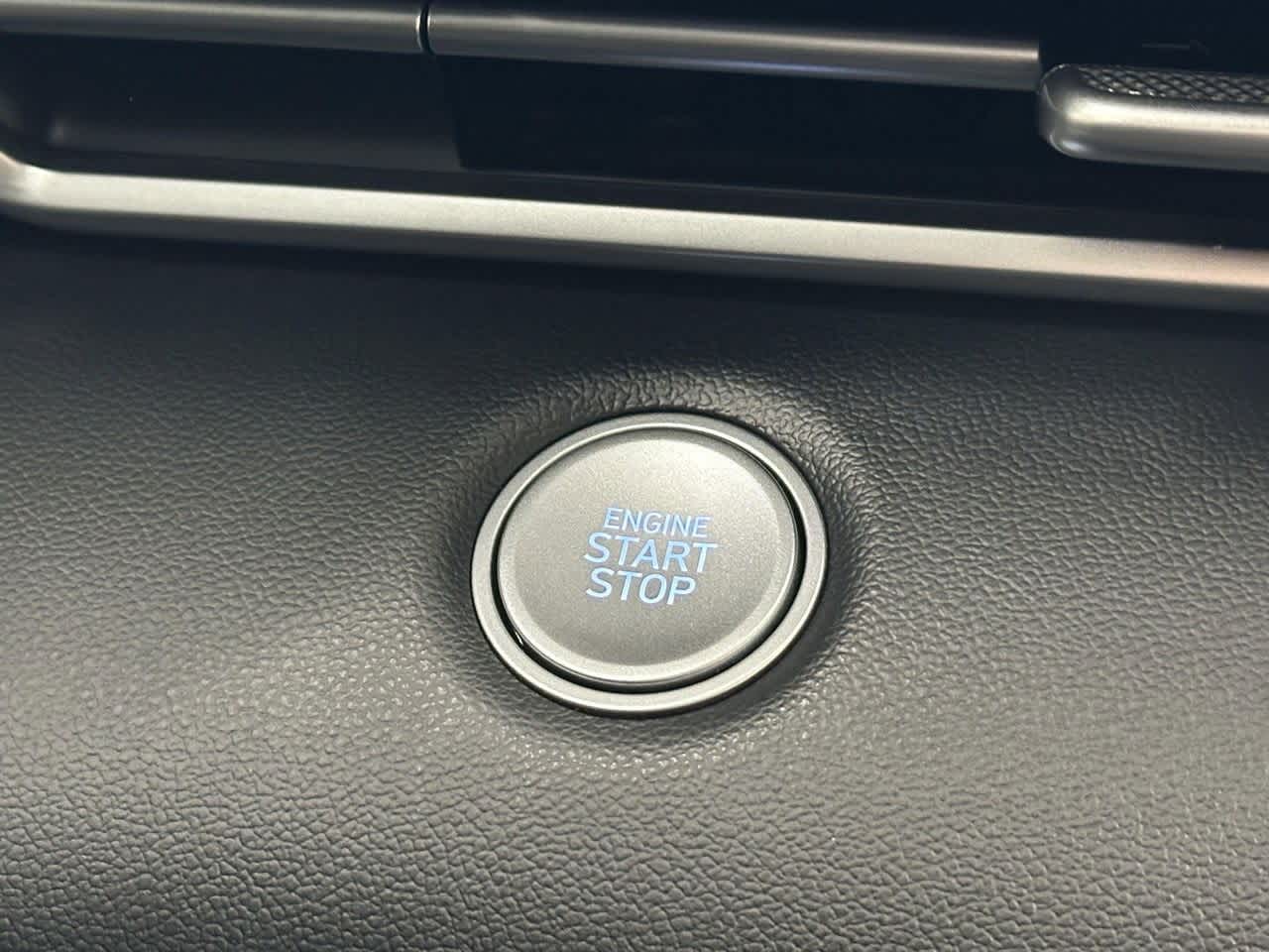 Thumbnail: 2022 Hyundai Elantra - 21