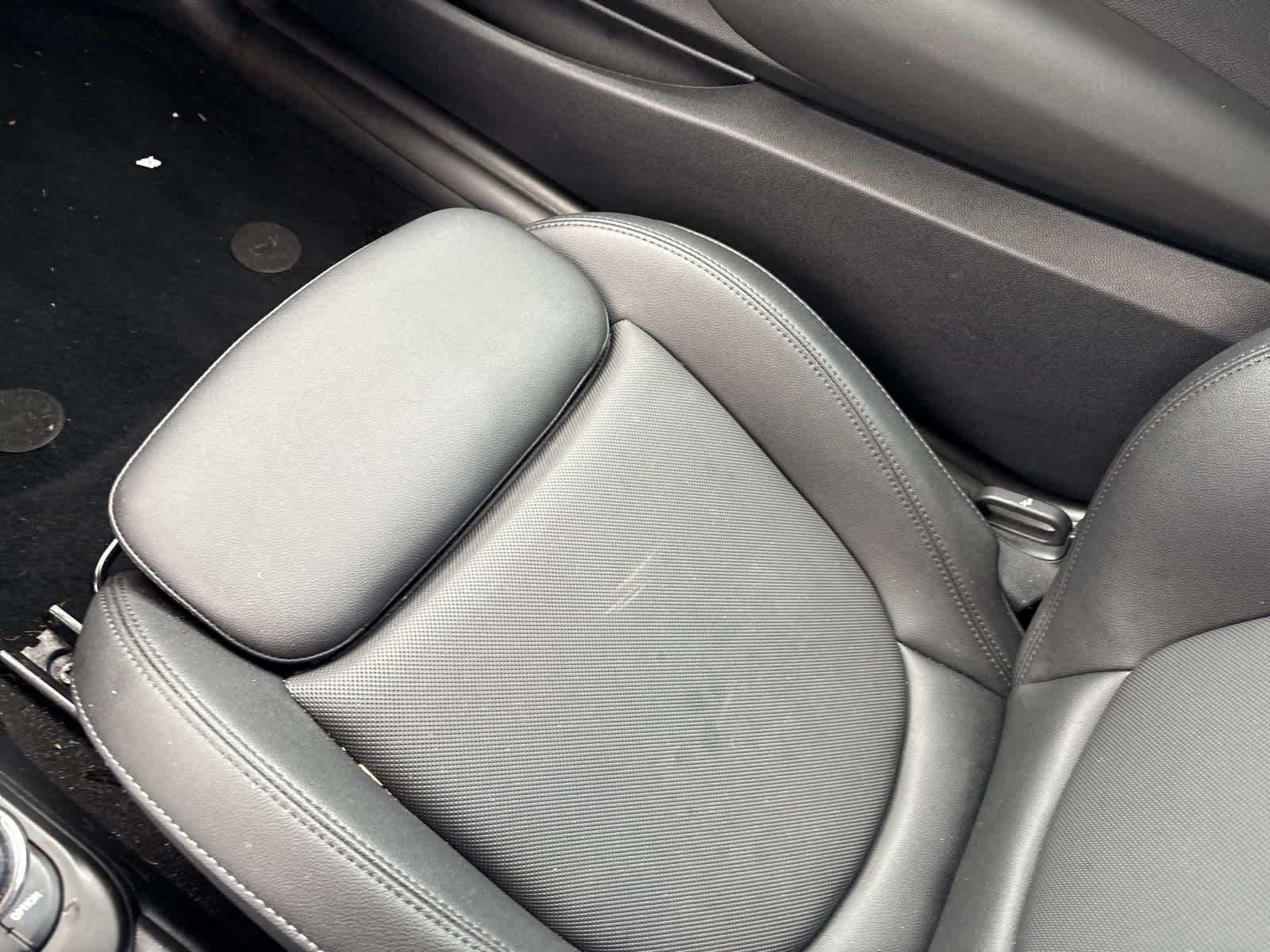 Thumbnail: 2024 MINI Cooper Convertible - 10