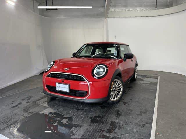 2025 MINI Hardtop 2 Door Base's photo