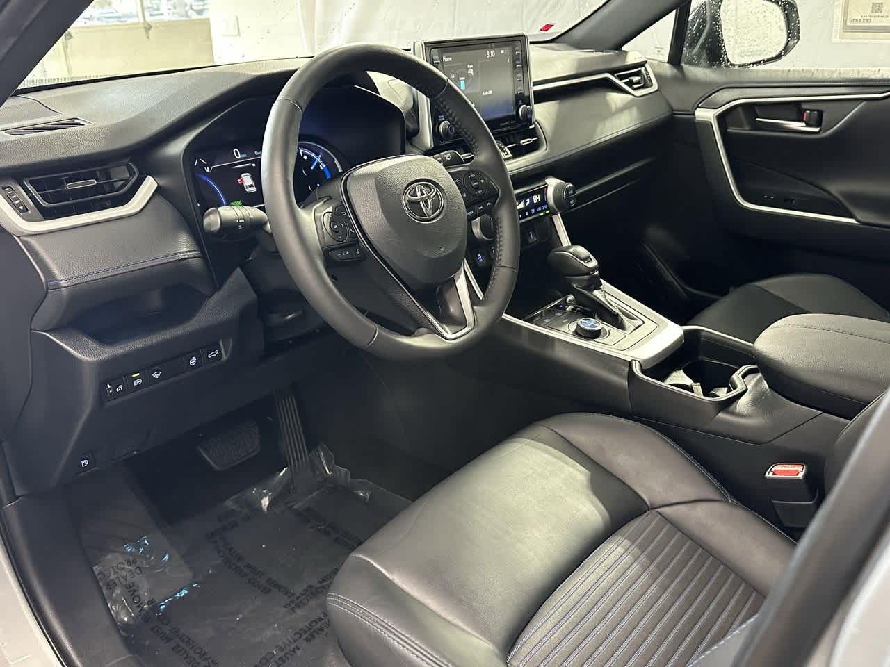 Thumbnail: 2019 Toyota RAV4 - 9