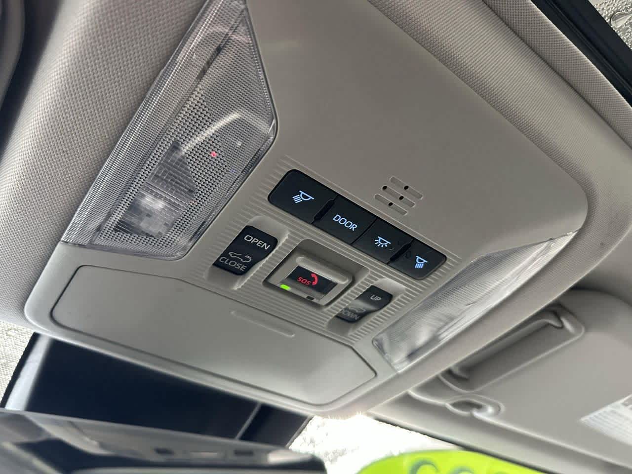 Thumbnail: 2022 Toyota RAV4 - 20