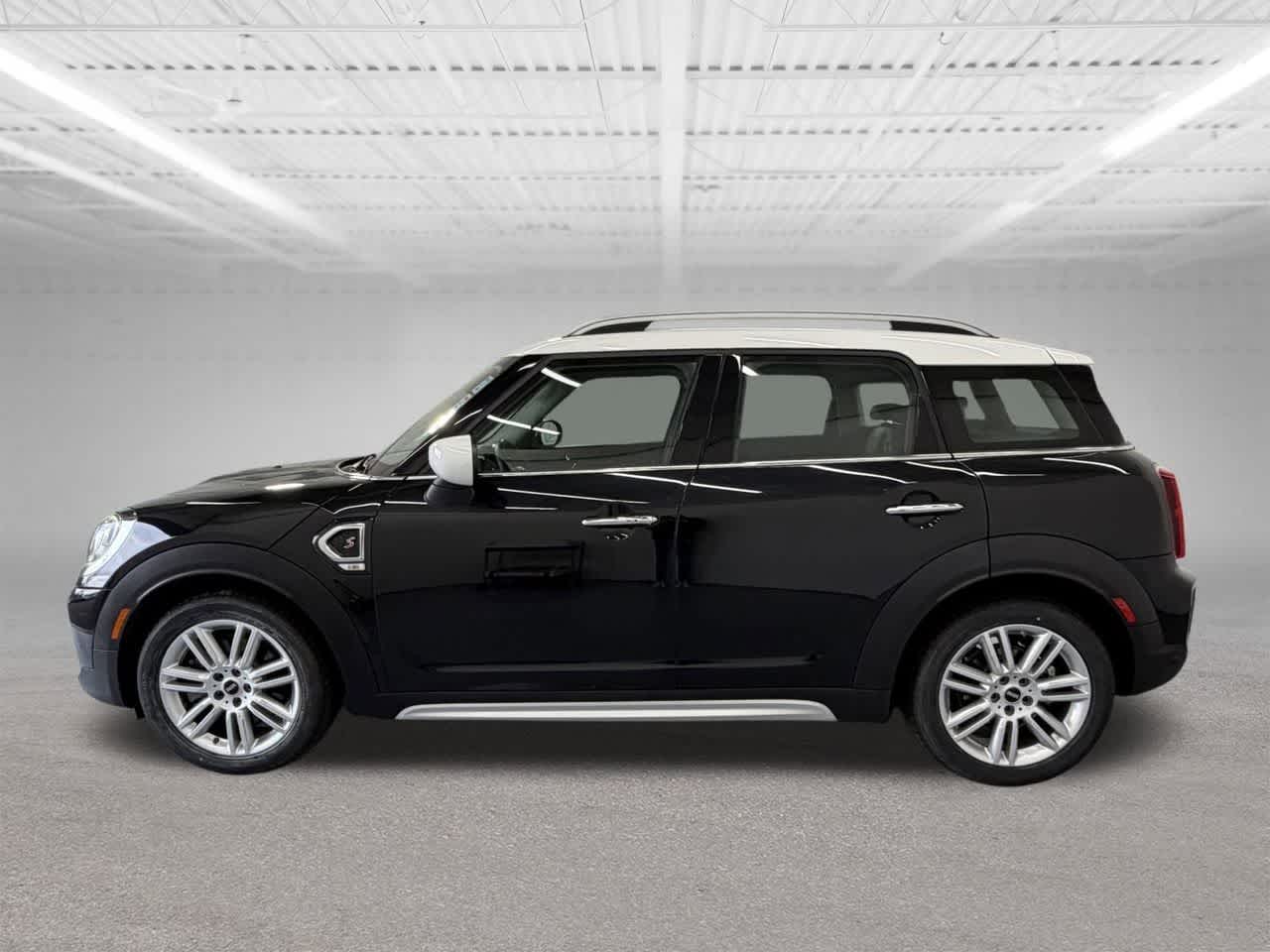 Thumbnail: 2023 MINI Cooper Countryman - 2