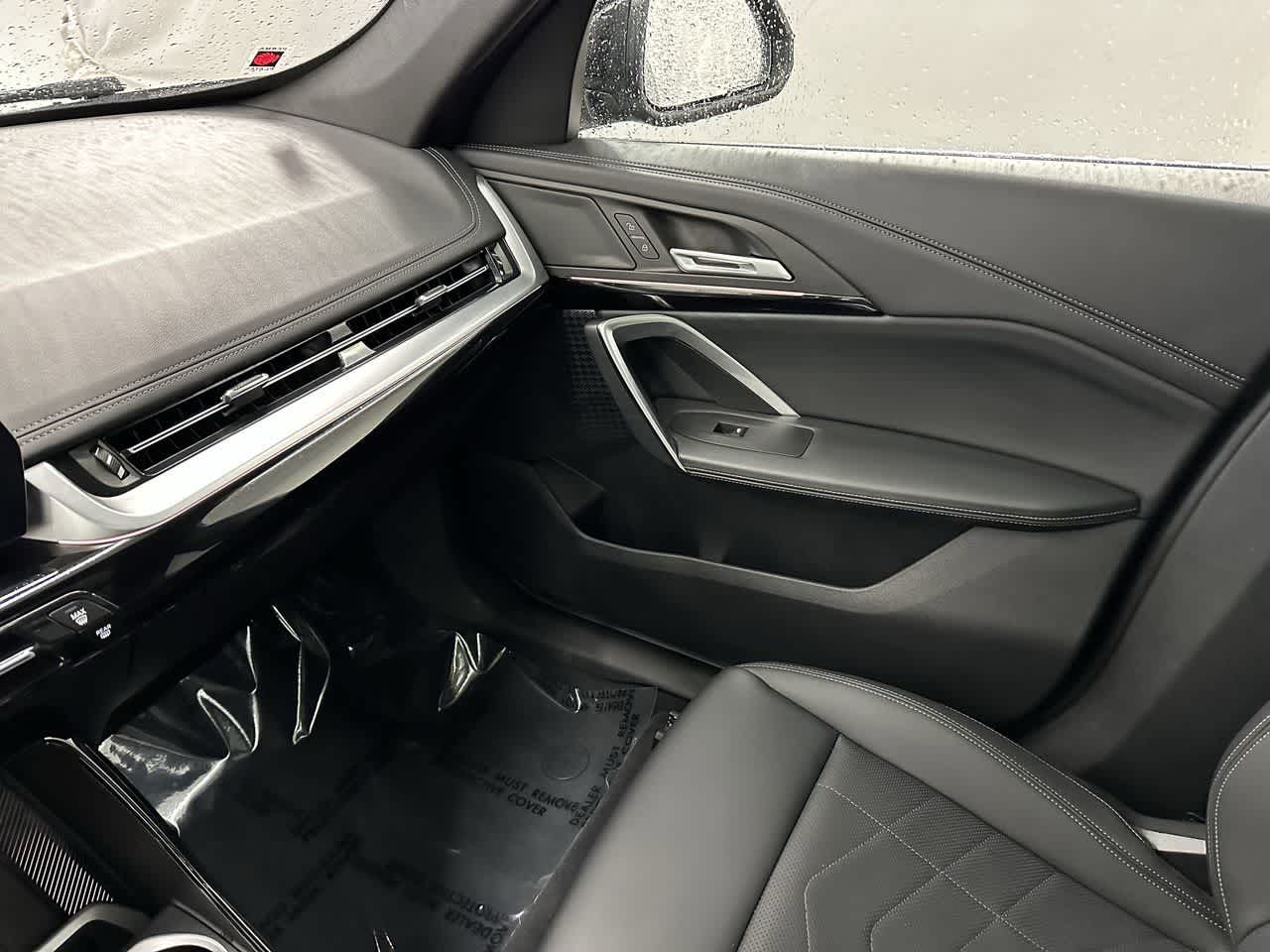 Thumbnail: 2025 BMW X1 - 23