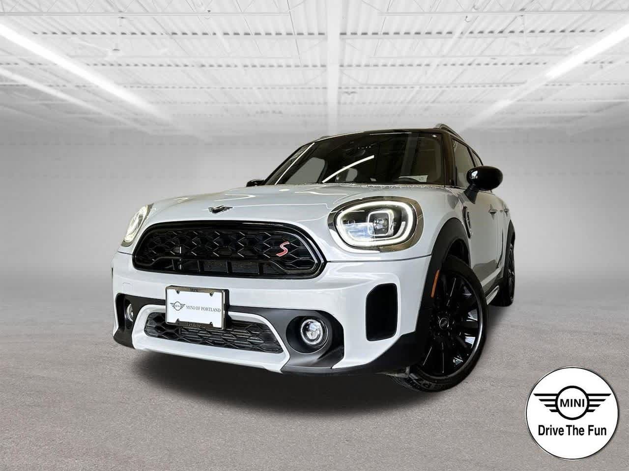 2021 MINI Countryman S's photo