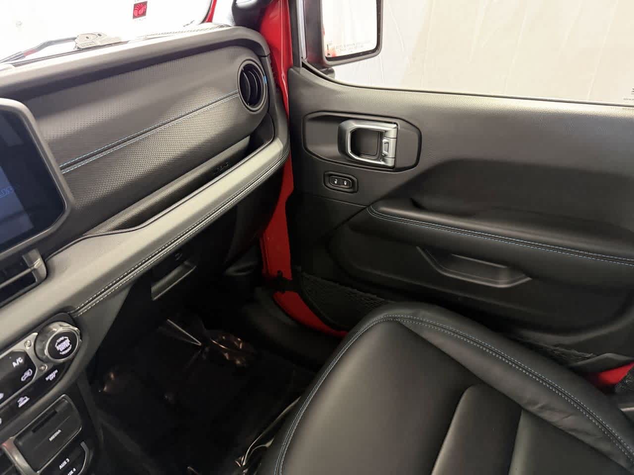 Thumbnail: 2024 Jeep Wrangler - 24