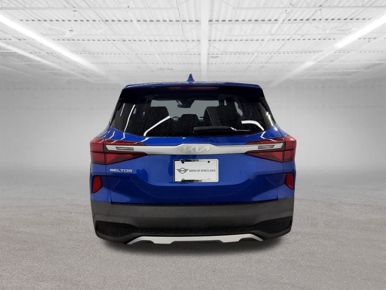 Thumbnail: 2023 Kia Seltos - 4