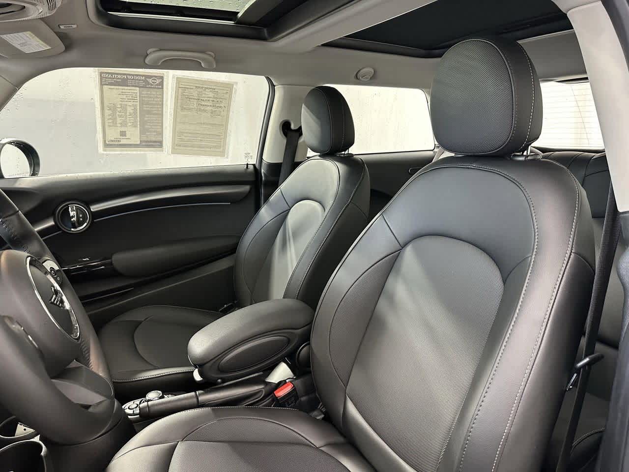 Thumbnail: 2023 MINI Cooper Hardtop - 10