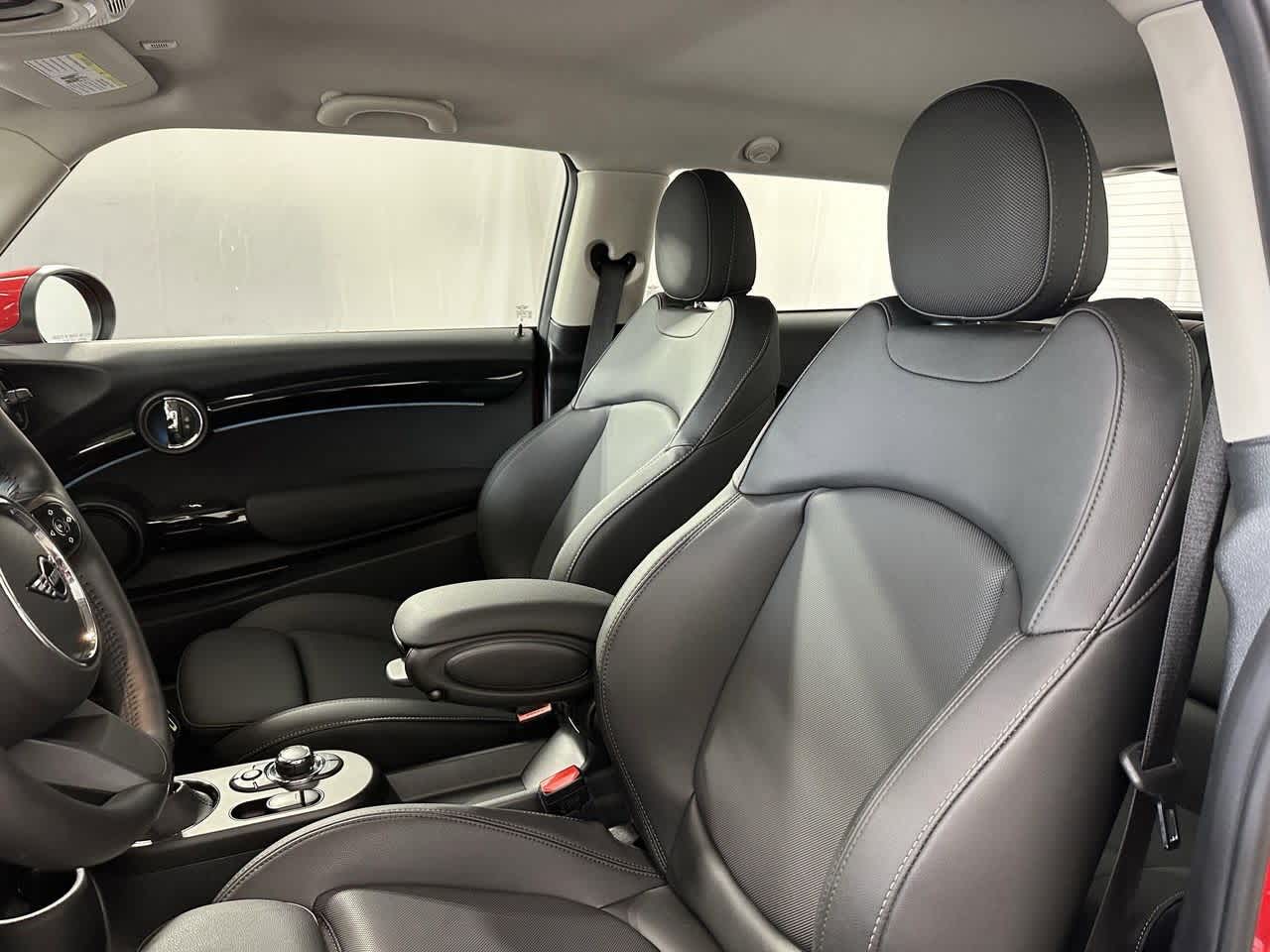 Thumbnail: 2024 MINI Cooper Hardtop - 11