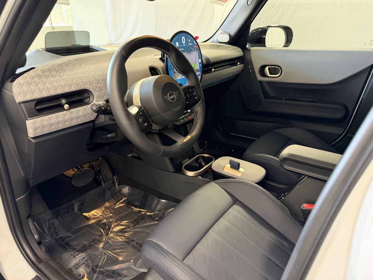 Thumbnail: 2025 MINI Cooper Hardtop - 10