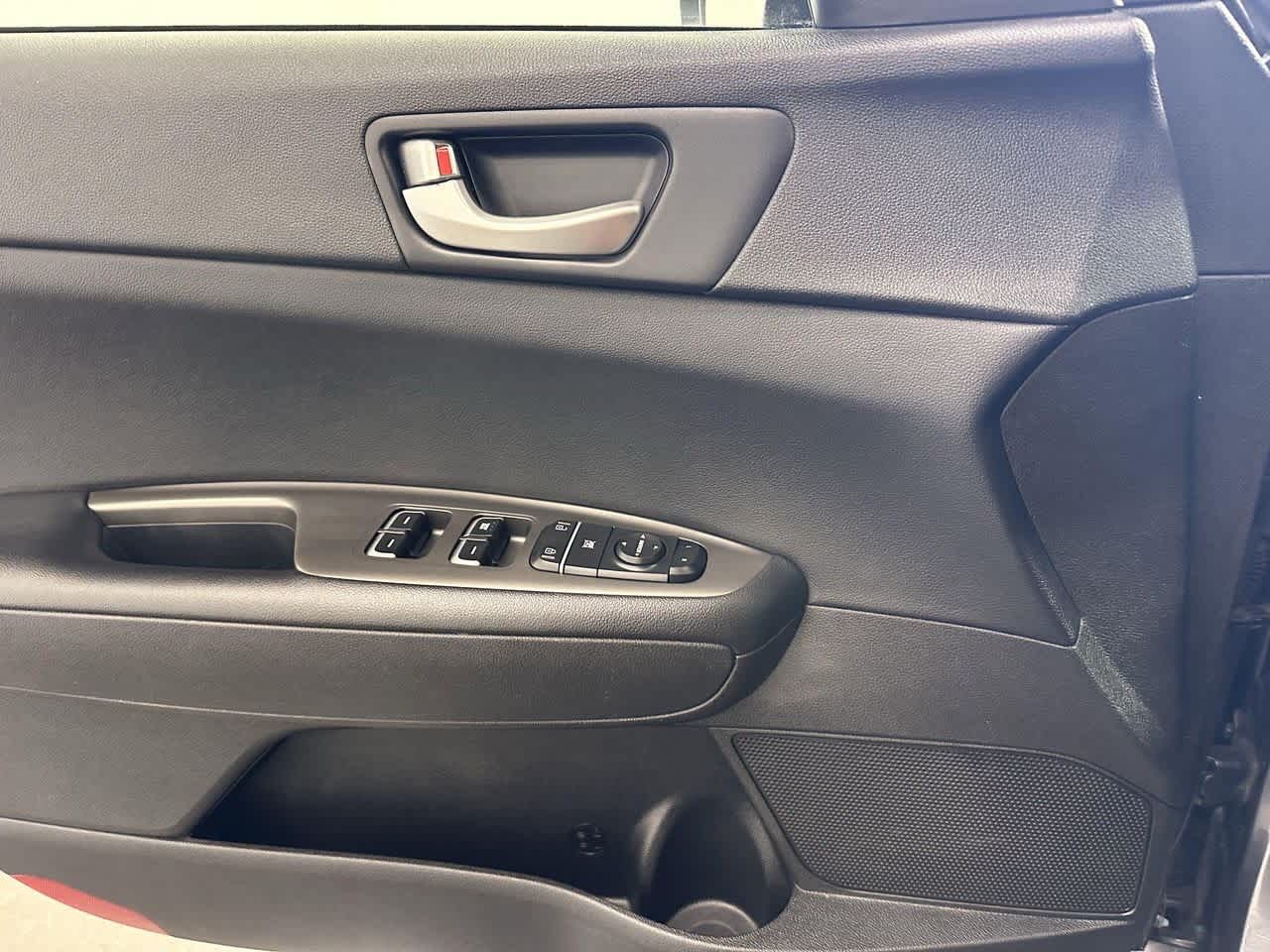 Thumbnail: 2019 Kia Optima - 15