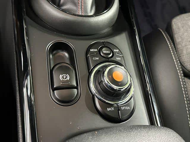 Thumbnail: 2021 MINI Cooper Clubman - 23