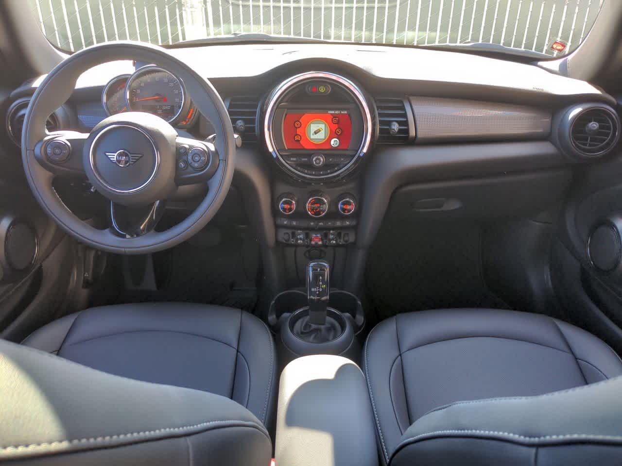 Thumbnail: 2020 MINI Cooper Hardtop - 15
