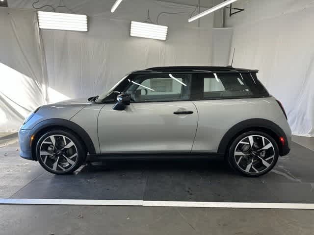 Thumbnail: 2025 MINI Cooper Hardtop - 2