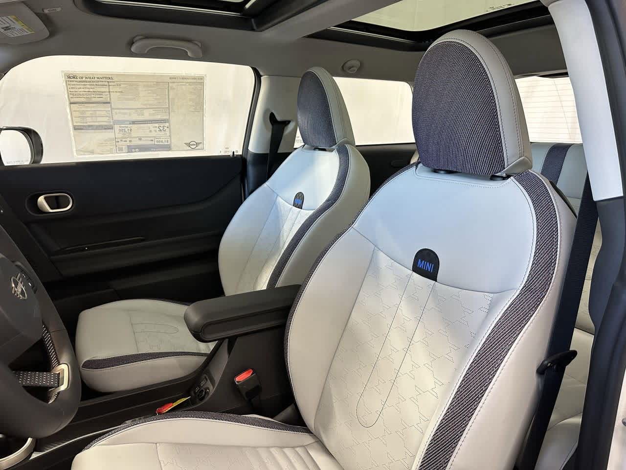 Thumbnail: 2026 MINI Cooper Hardtop - 10