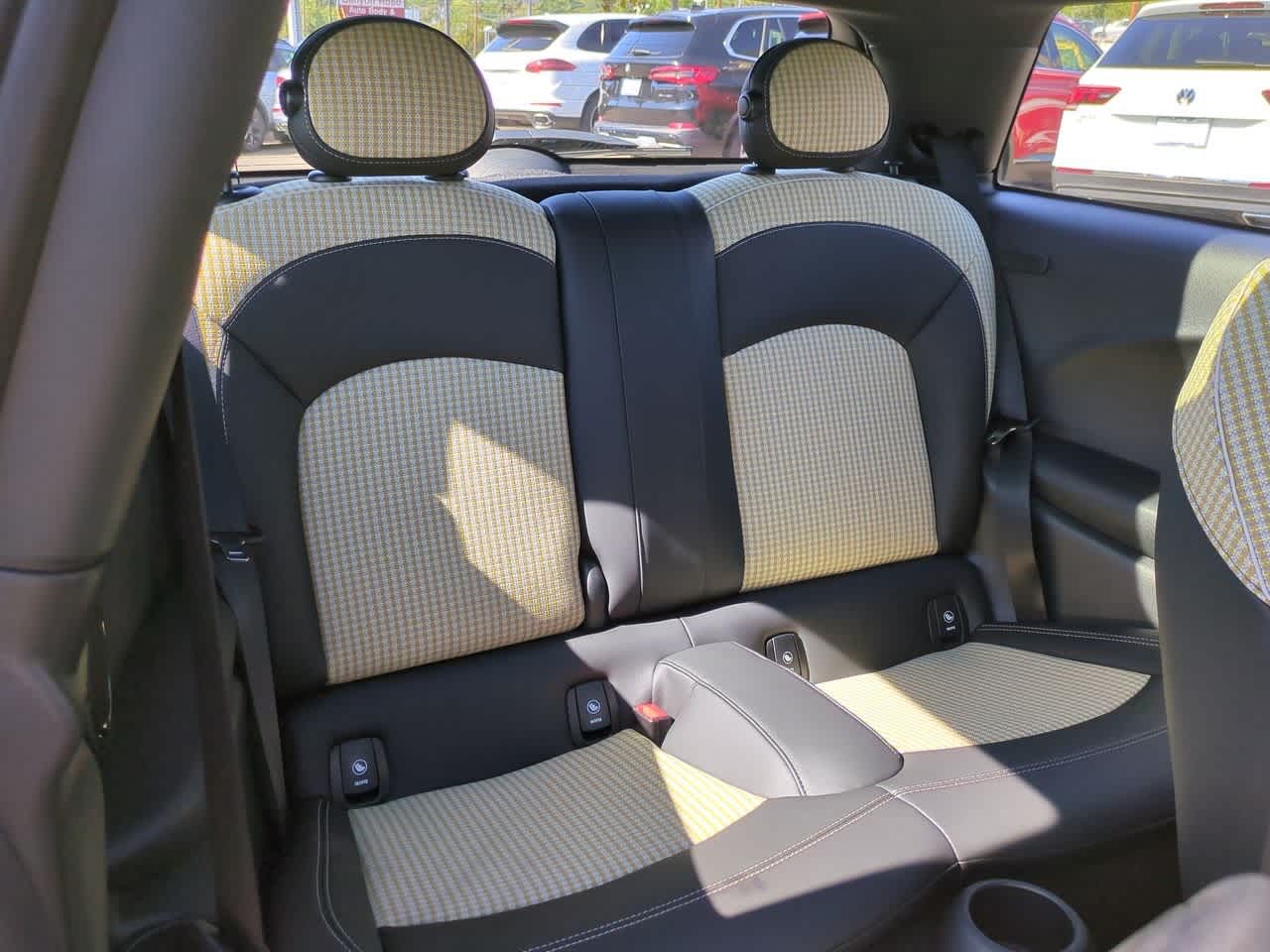 Thumbnail: 2024 MINI Cooper Hardtop - 19