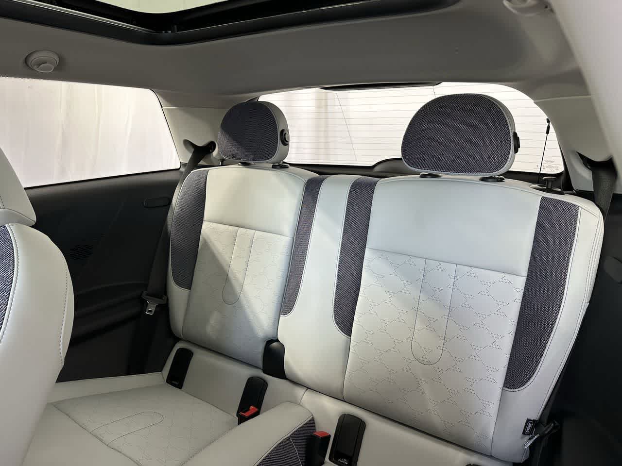 Thumbnail: 2025 MINI Cooper Hardtop - 12