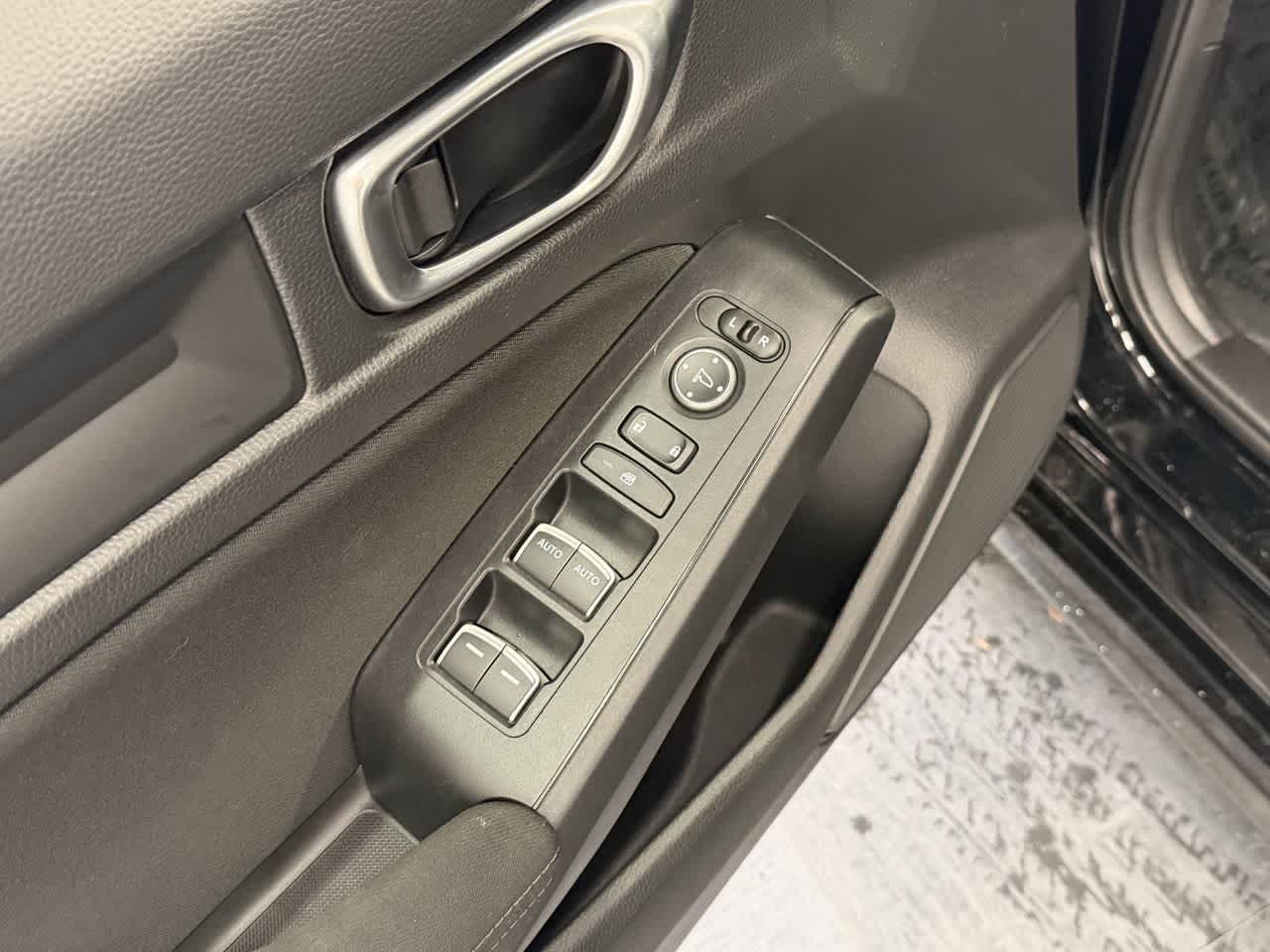 Thumbnail: 2024 Honda Civic - 12