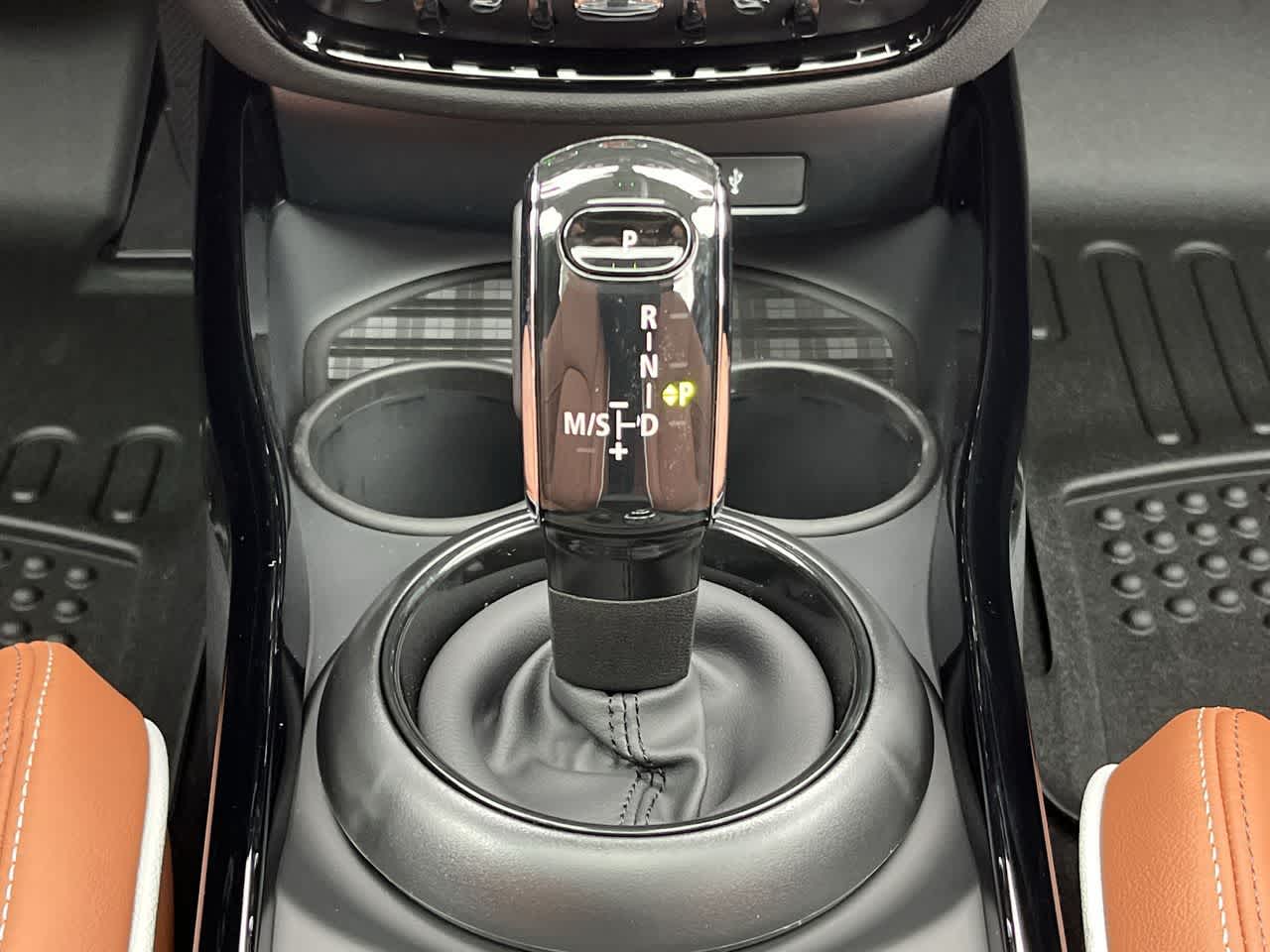 Thumbnail: 2024 MINI Cooper Clubman - 32