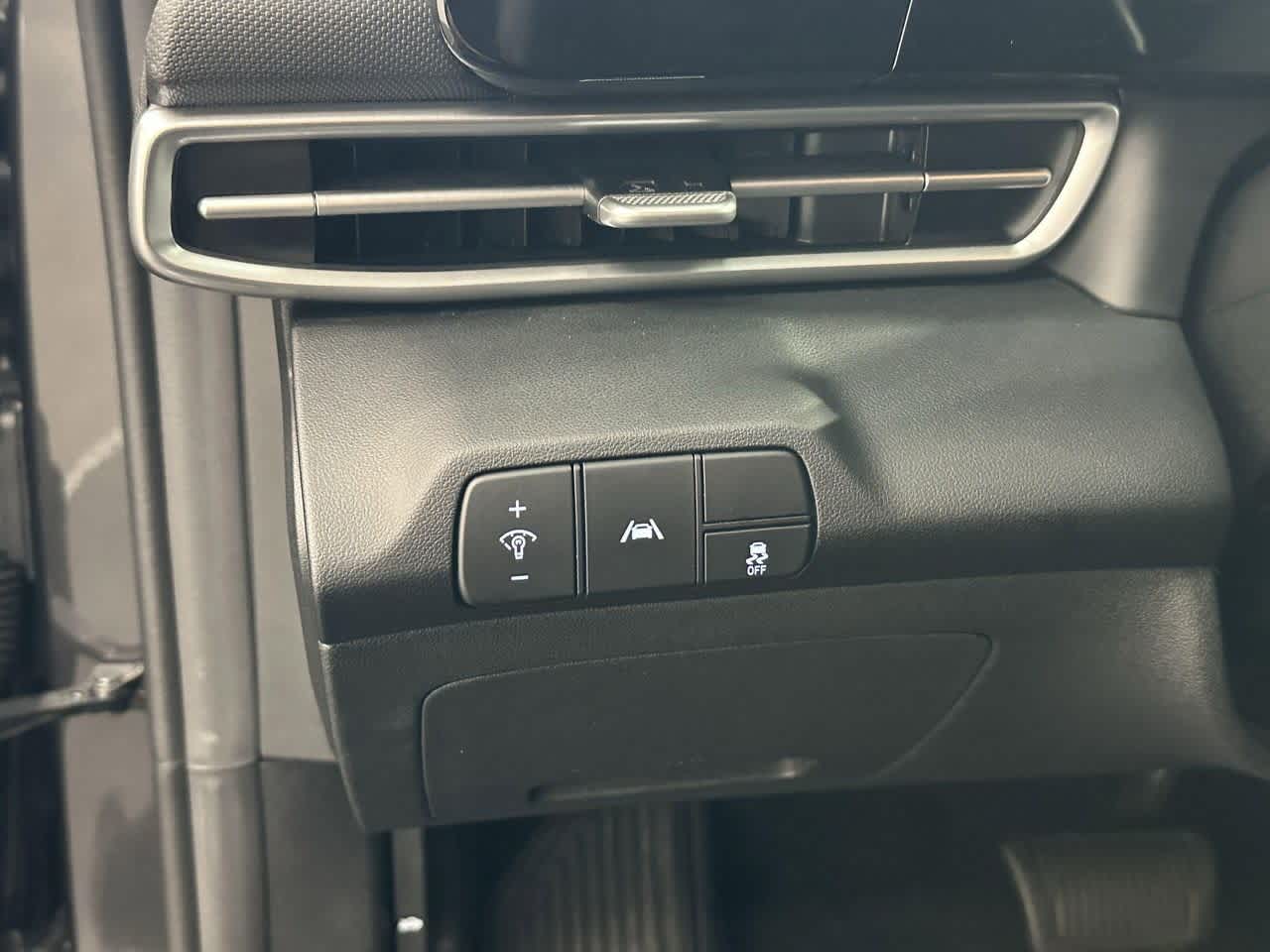 Thumbnail: 2022 Hyundai Elantra - 15