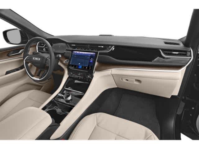 Thumbnail: 2022 Jeep Grand Cherokee - 15