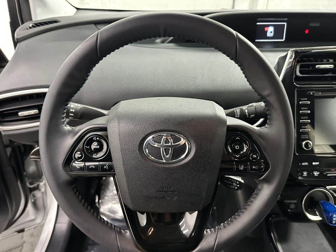 Thumbnail: 2022 Toyota Prius Prime - 15