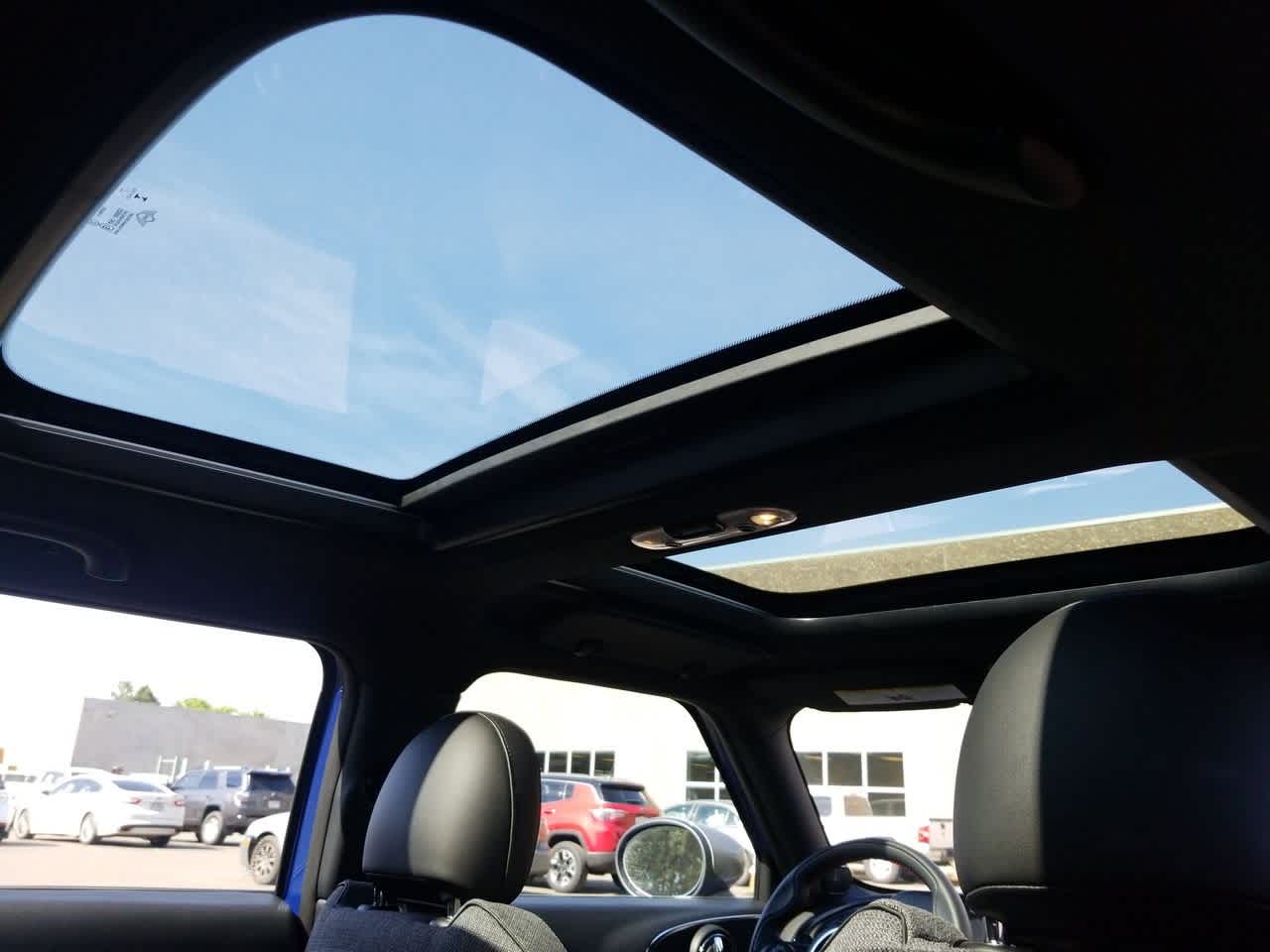 Thumbnail: 2021 MINI Cooper Clubman - 22