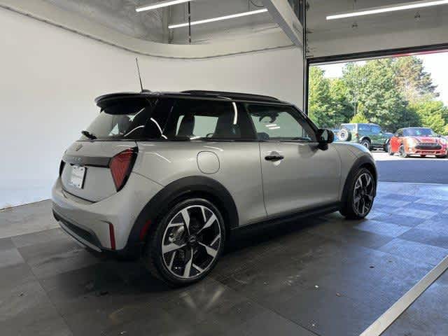 Thumbnail: 2025 MINI Cooper Hardtop - 6