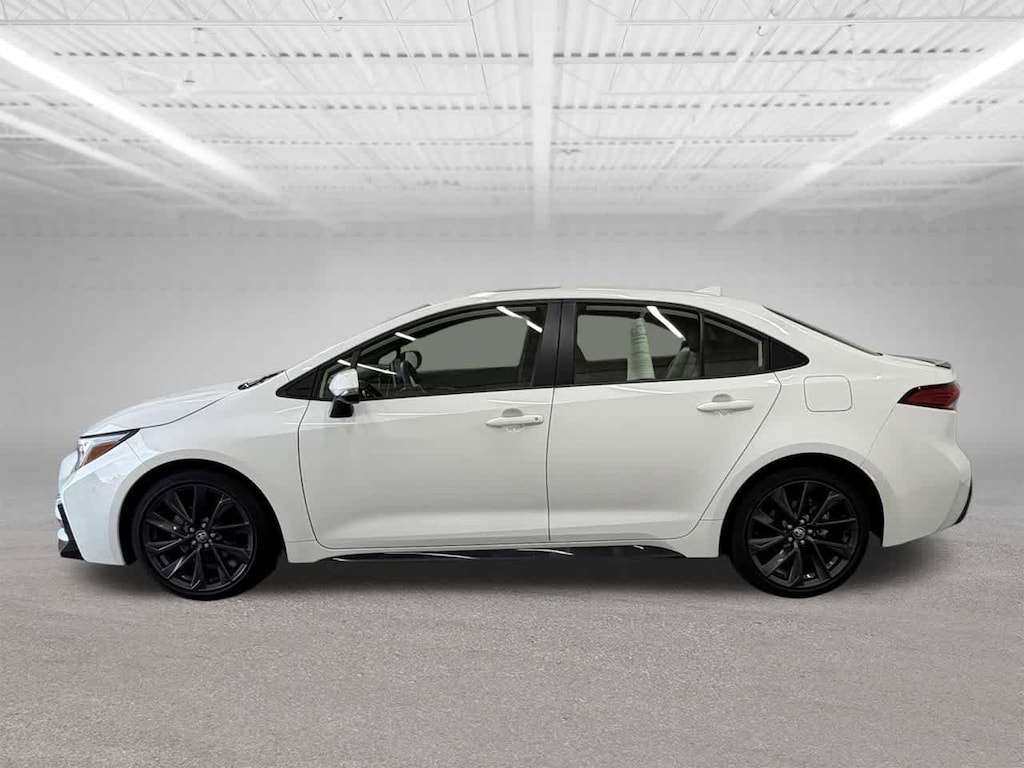 2024 Toyota Corolla XSE photo 3