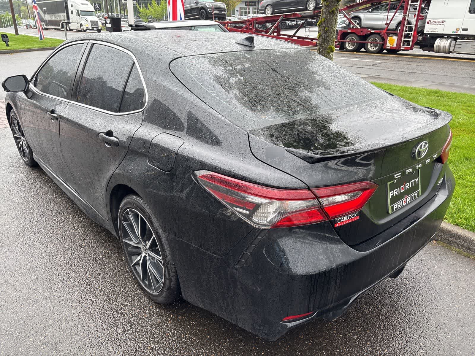 Thumbnail: 2022 Toyota Camry - 6