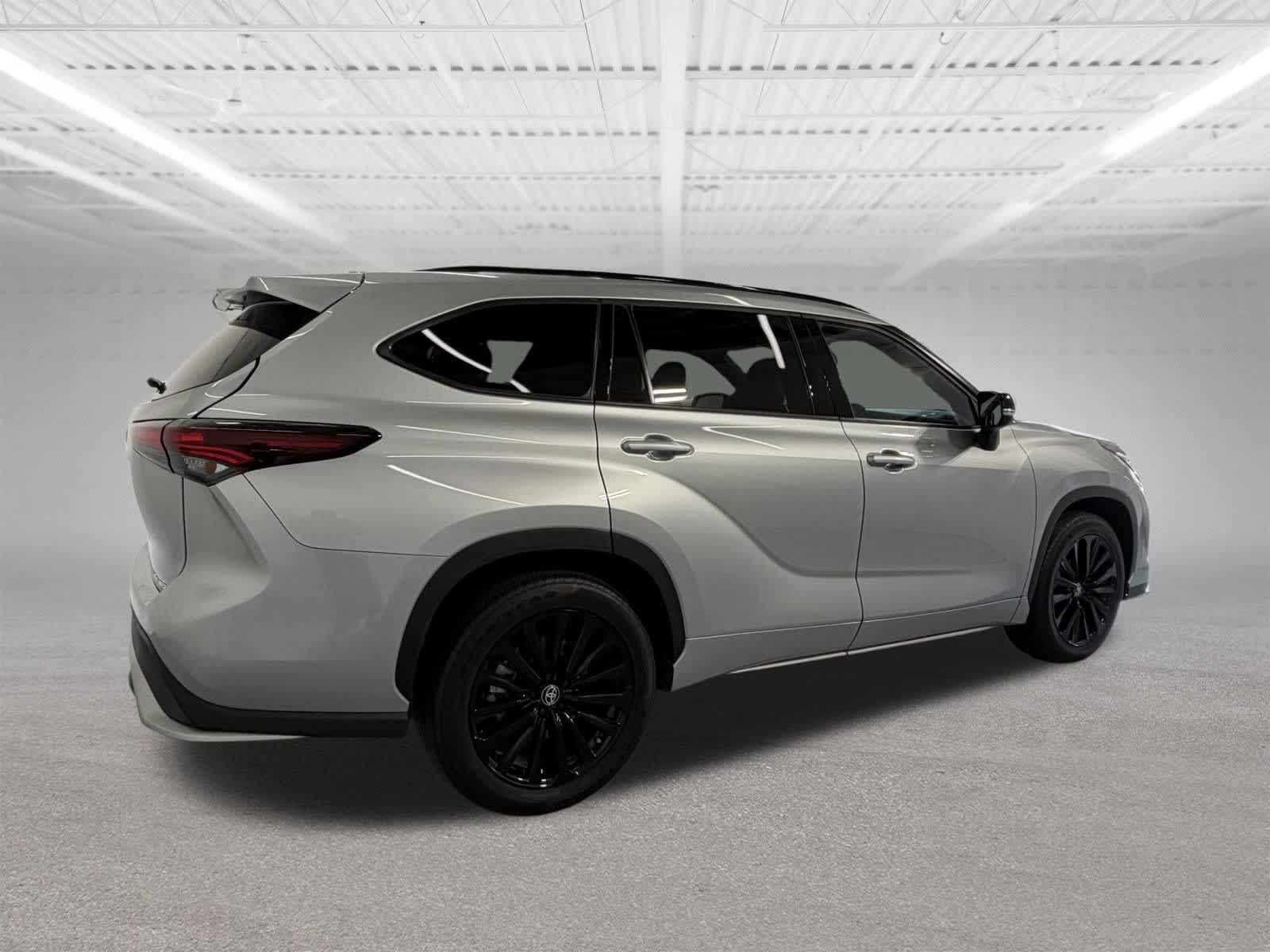 2025 Toyota Highlander XSE - Photo 6