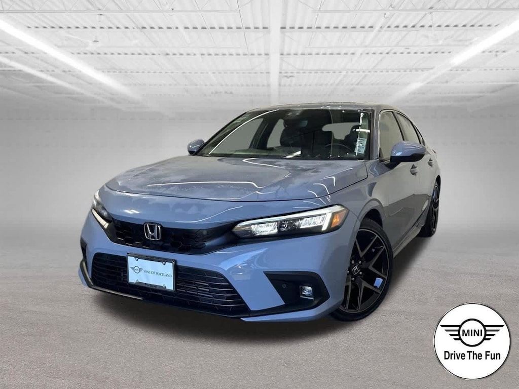 2022 Honda Civic Sport Touring photo 2