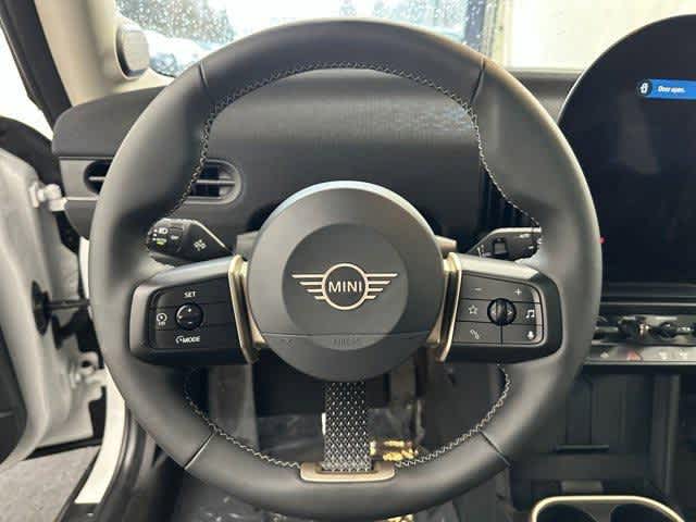 Thumbnail: 2025 MINI Cooper Hardtop - 15