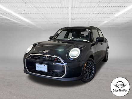 2026 MINI Hardtop 4 Door Iconic Hatchback