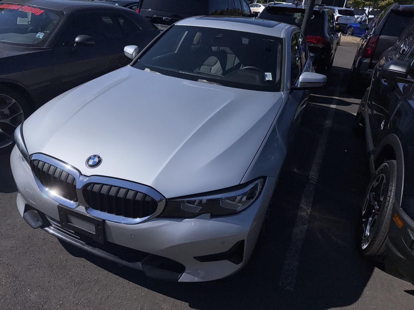 Thumbnail: 2019 BMW 3 Series - 1