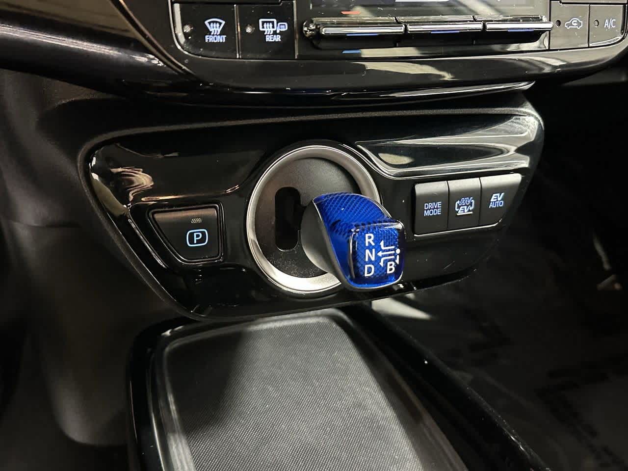 Thumbnail: 2022 Toyota Prius Prime - 21