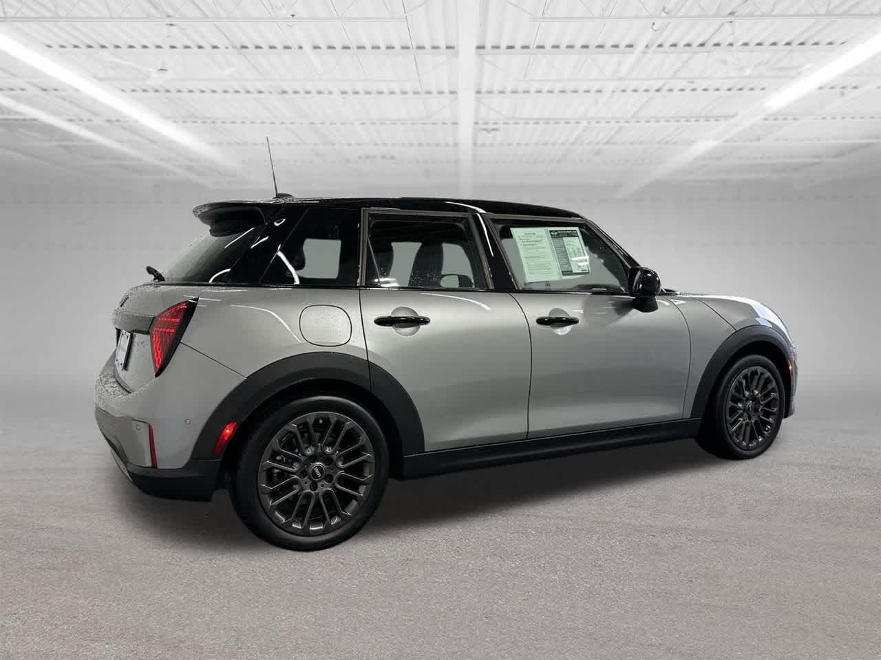 Thumbnail: 2025 MINI Cooper Hardtop - 6